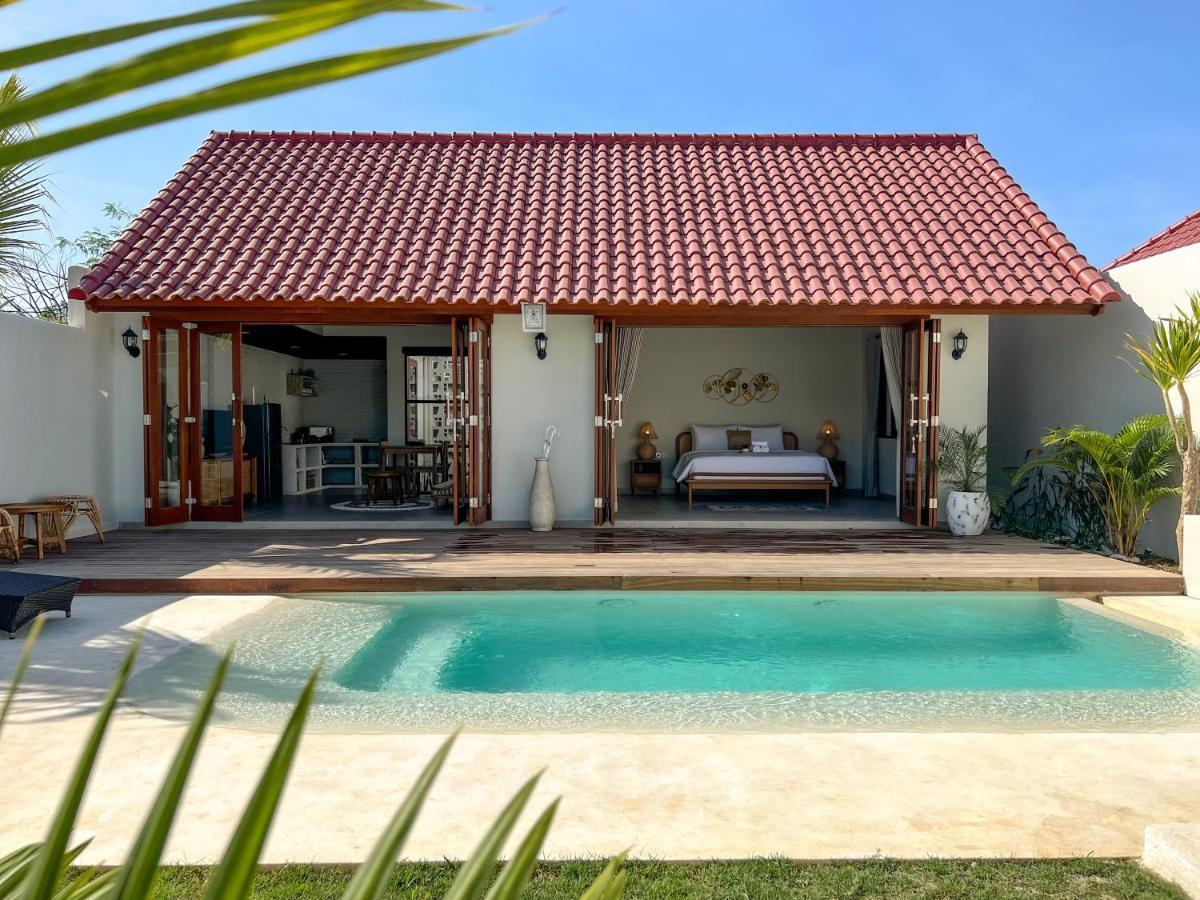 Uluwatu Moana Villa & Suites Bingin מראה חיצוני תמונה