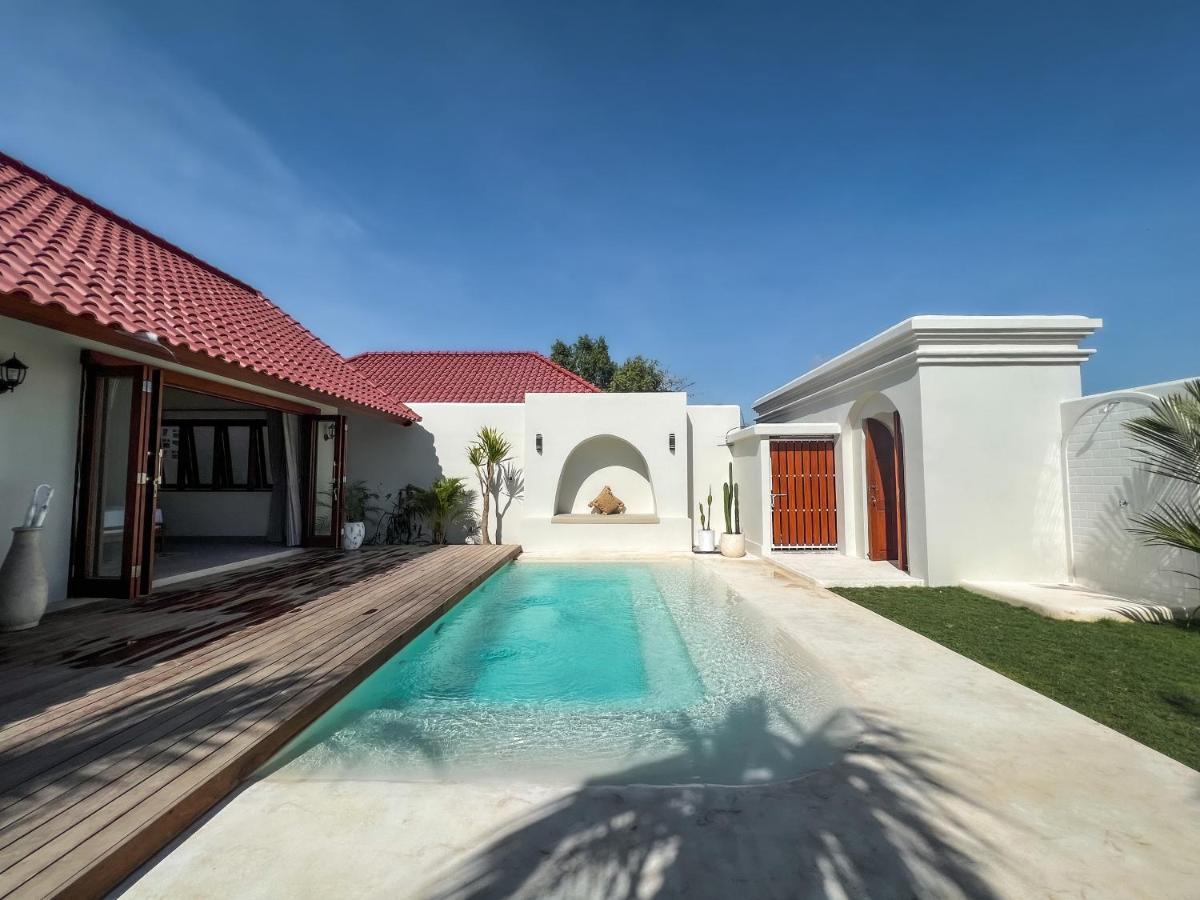 Uluwatu Moana Villa & Suites Bingin מראה חיצוני תמונה