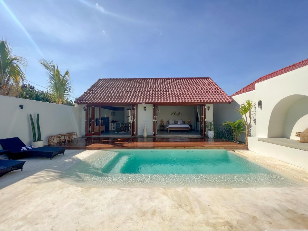 Uluwatu Moana Villa & Suites Bingin מראה חיצוני תמונה